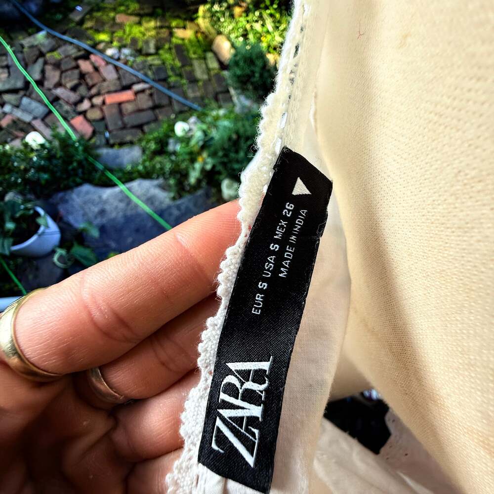 Zara - Picture 7 of 7